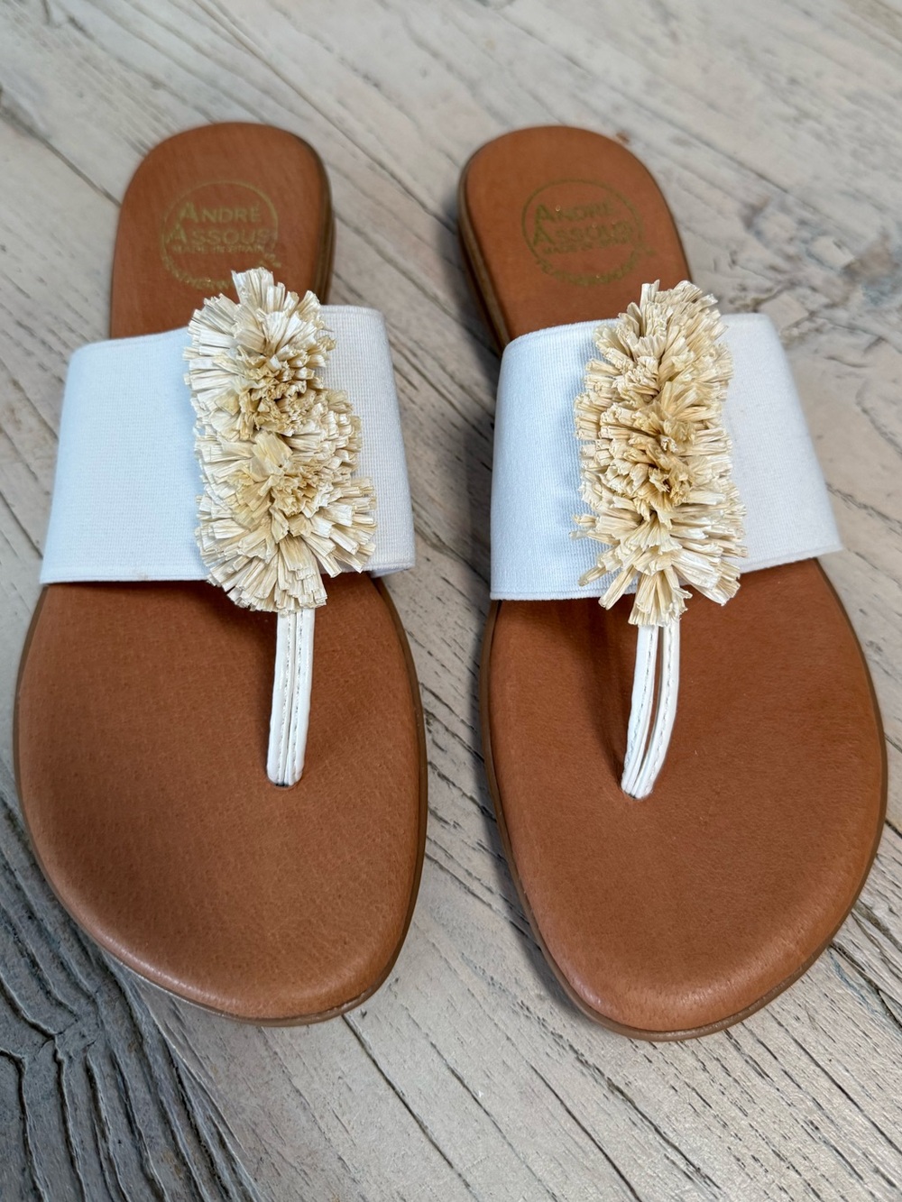 Andre Assous Novalee Sandals thong size 8